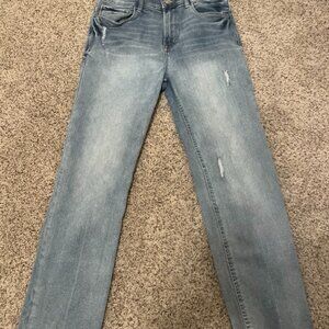 Kensie Jeans Women’s Slim Straight Distressed Jeans Size 6/28 Light Wash Raw Hem